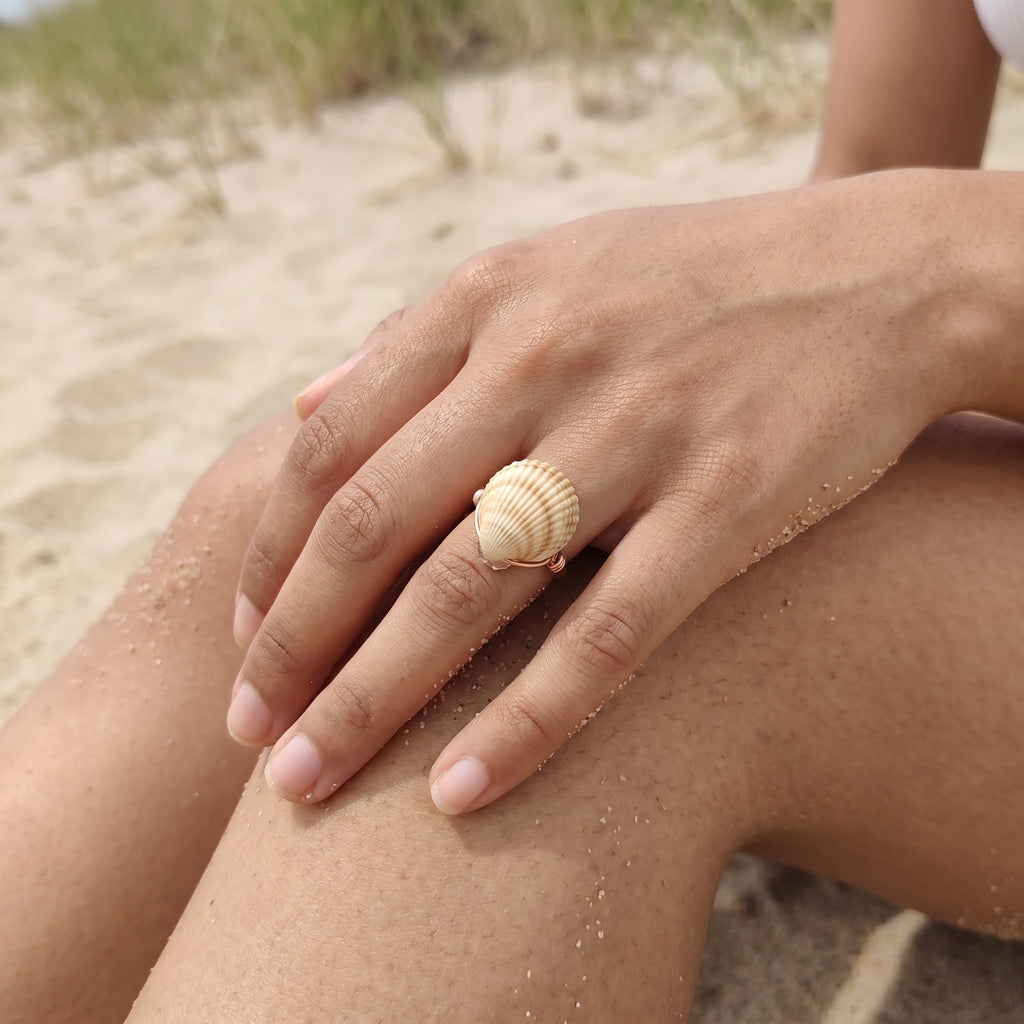 Shellvally Shell Statement Ring