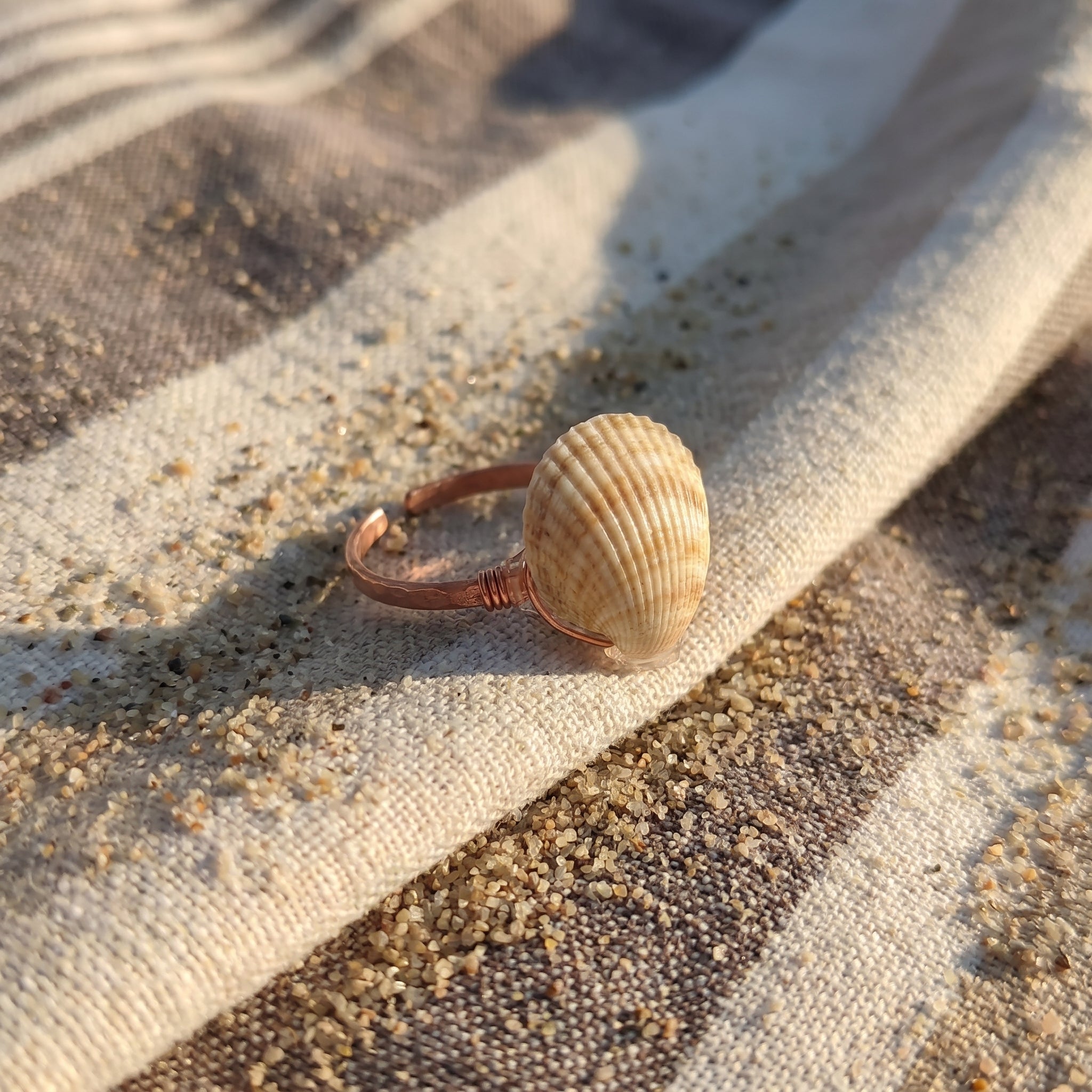 Shellvally Shell Statement Ring